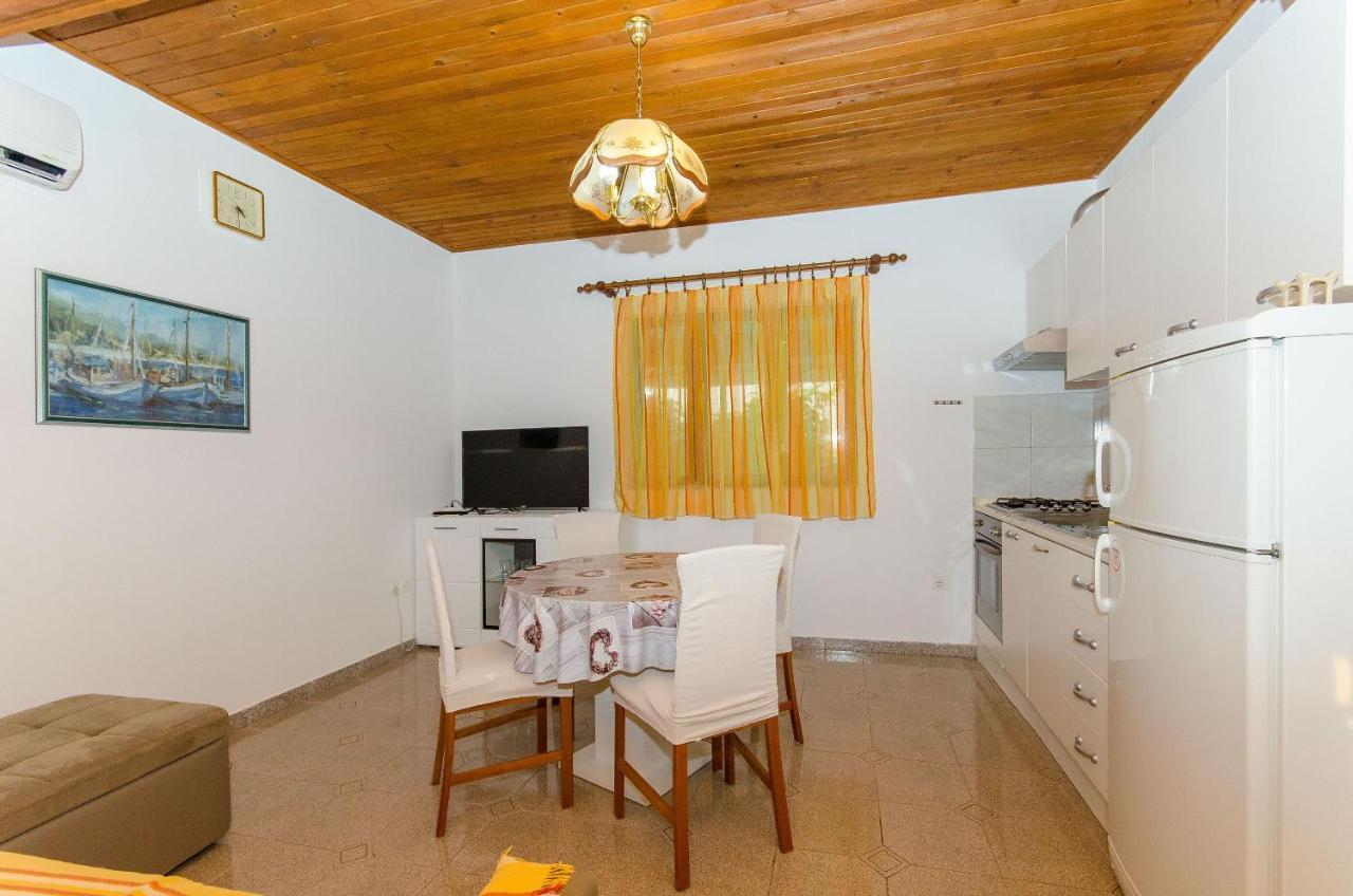 Apartments Marinko Makarska Buitenkant foto